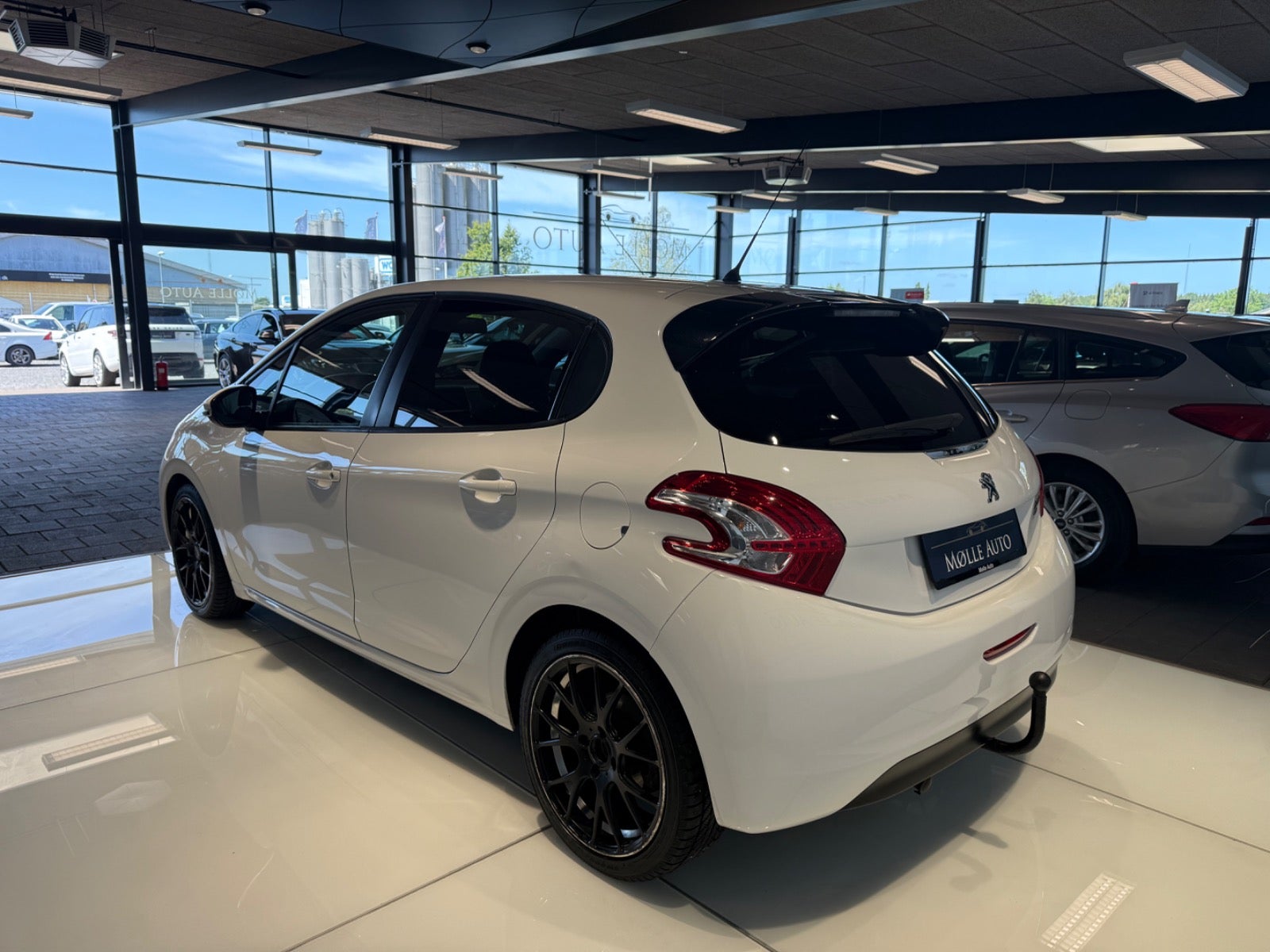 Billede af Peugeot 208 1,6 e-HDi 92 Active