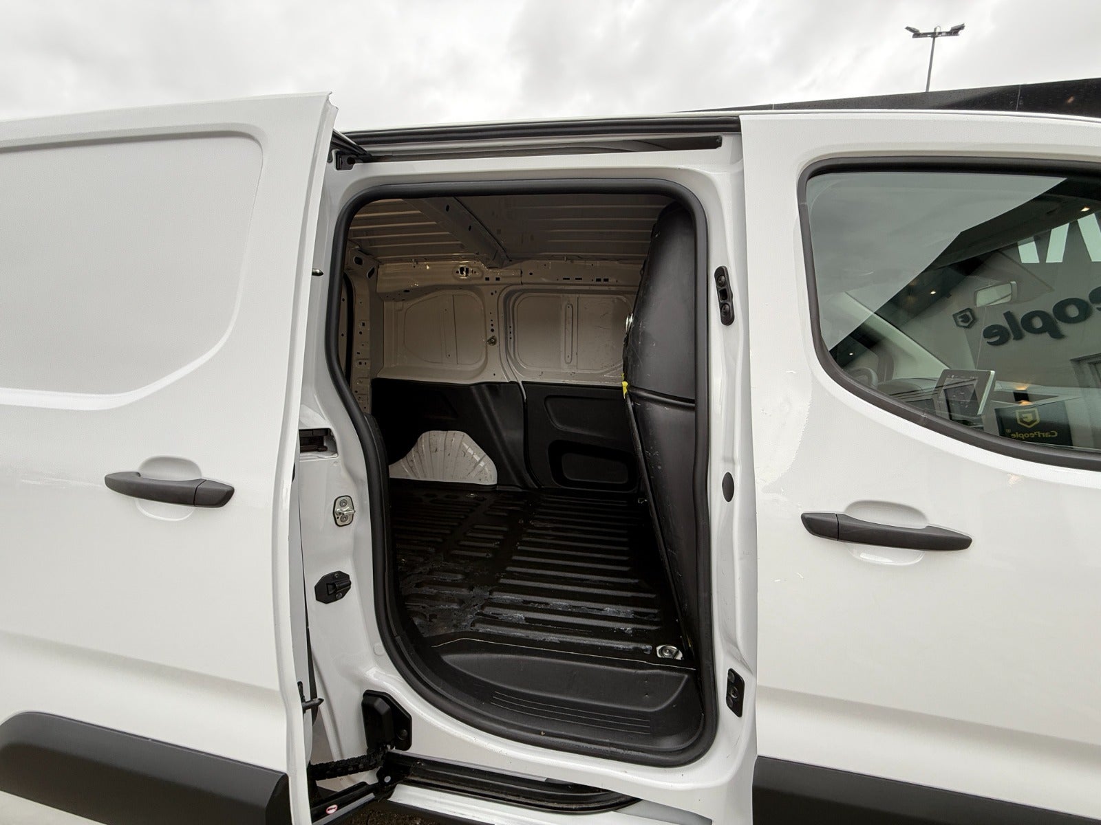 Opel Combo D 102 Enjoy L1V1