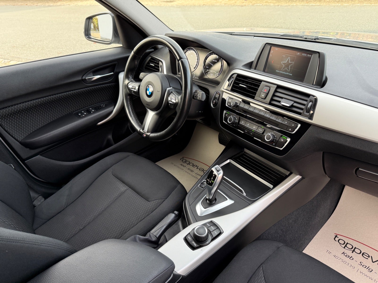BMW 118i Connected aut.