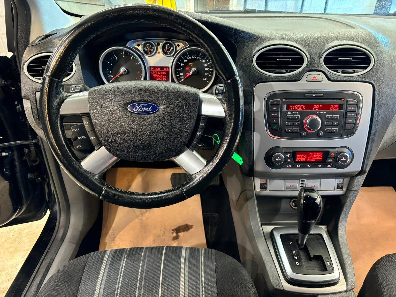 Billede af Ford Focus 1,6 Titanium stc. aut.
