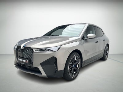 BMW iX  xDrive40 Fully Charged 5d