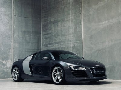 Audi R8 4,2 FSi Coupé quattro R-tr. 2d