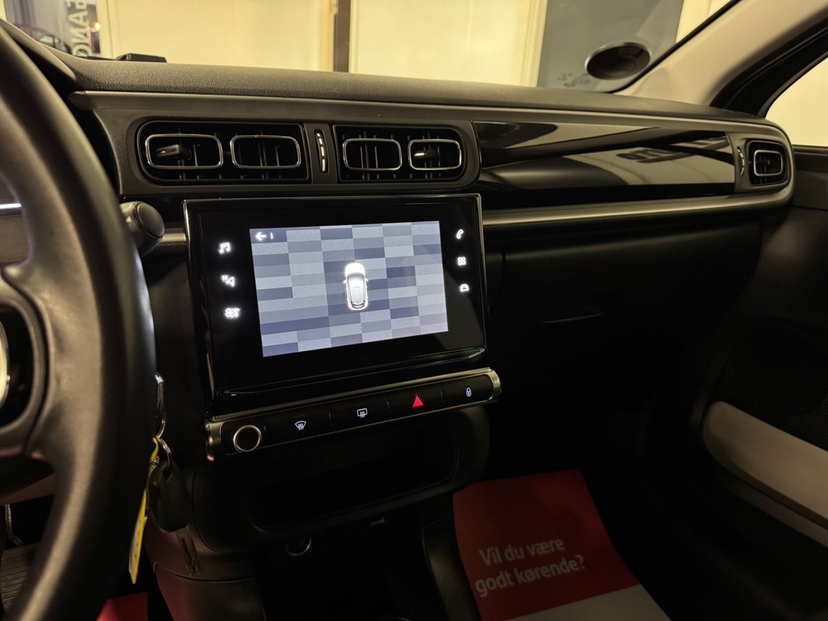 Citroën C3 PureTech 83 Shine Citroën C3 PureTech 83 Shine