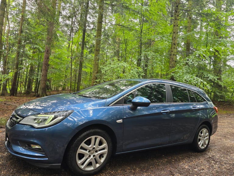 Opel Astra T 150 Enjoy Sports Tourer