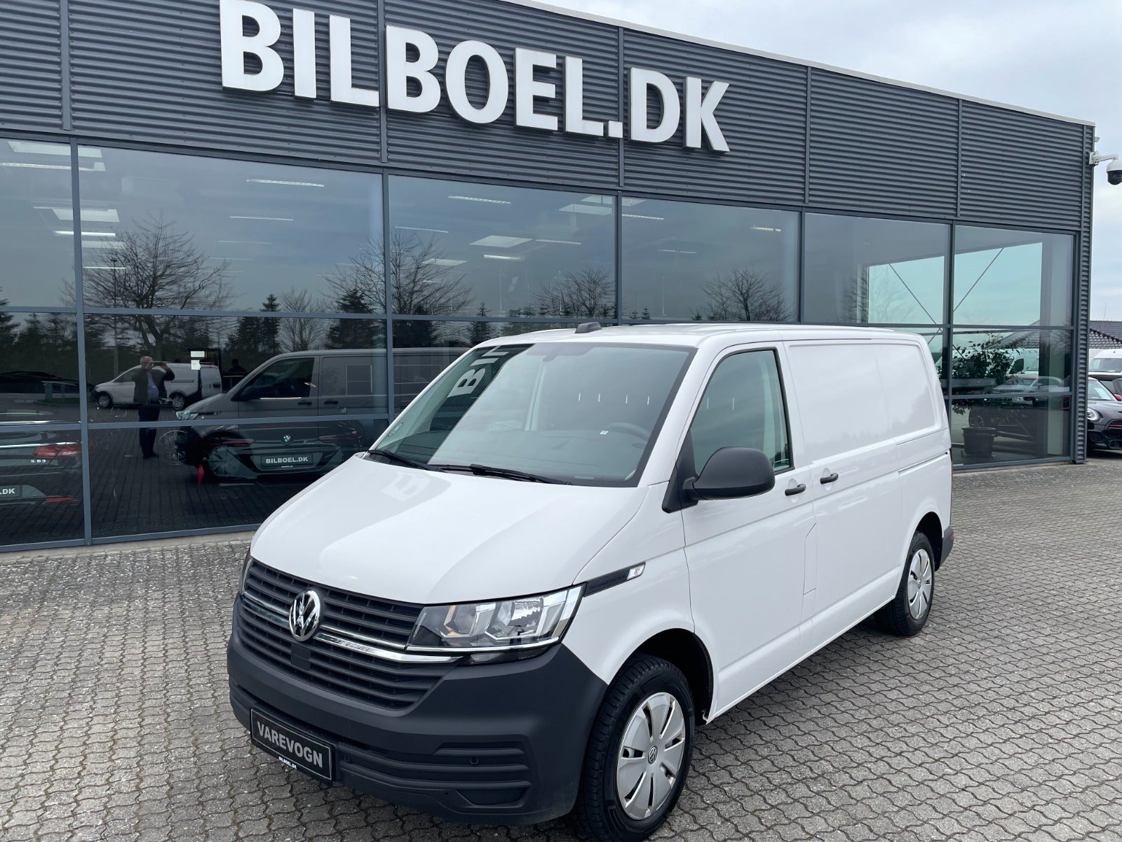 VW Transporter TDi 150 Kassevogn DSG kort