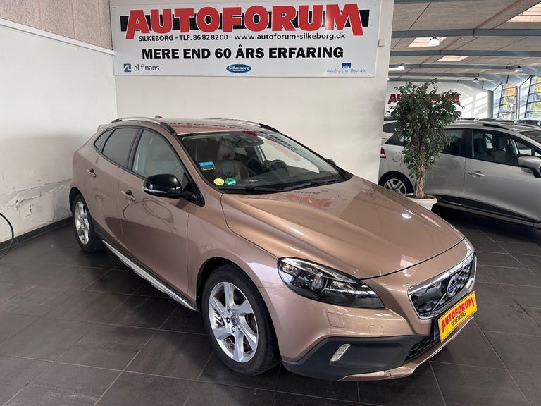 Volvo V40 D3 150 Momentum aut. Van