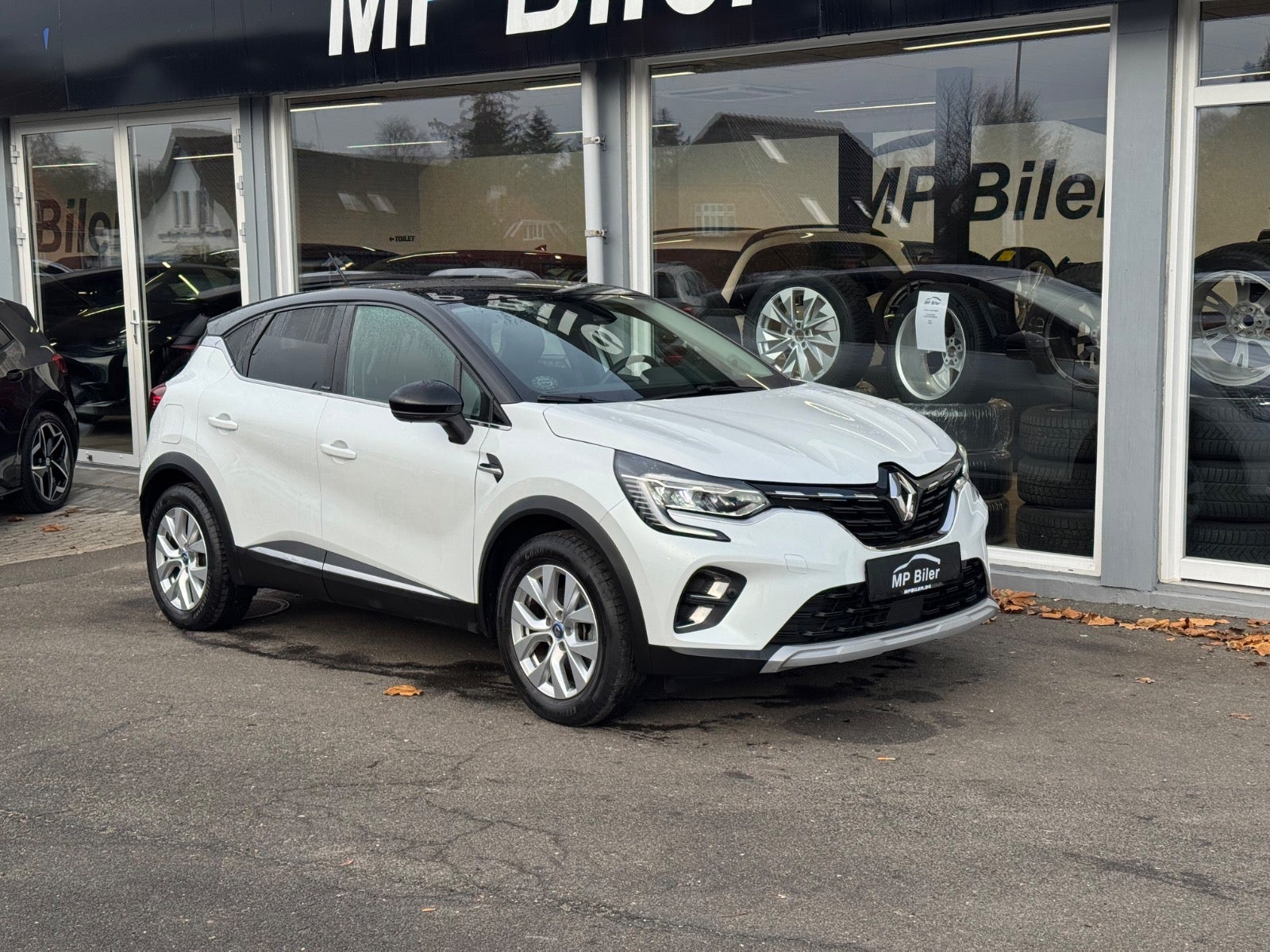 Billede af Renault Captur 1,6 E-Tech Intens