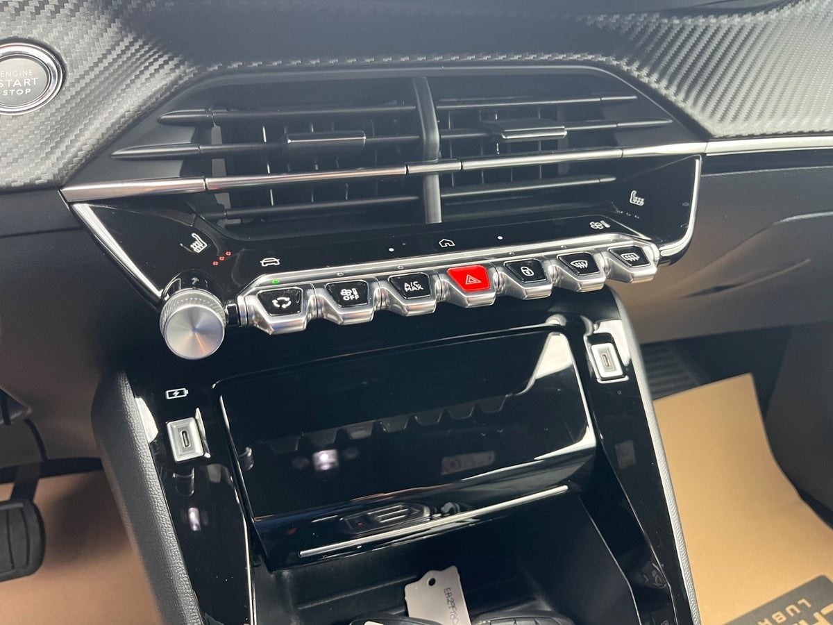 Billede af Peugeot 2008 1,2 PureTech 130 Allure EAT8