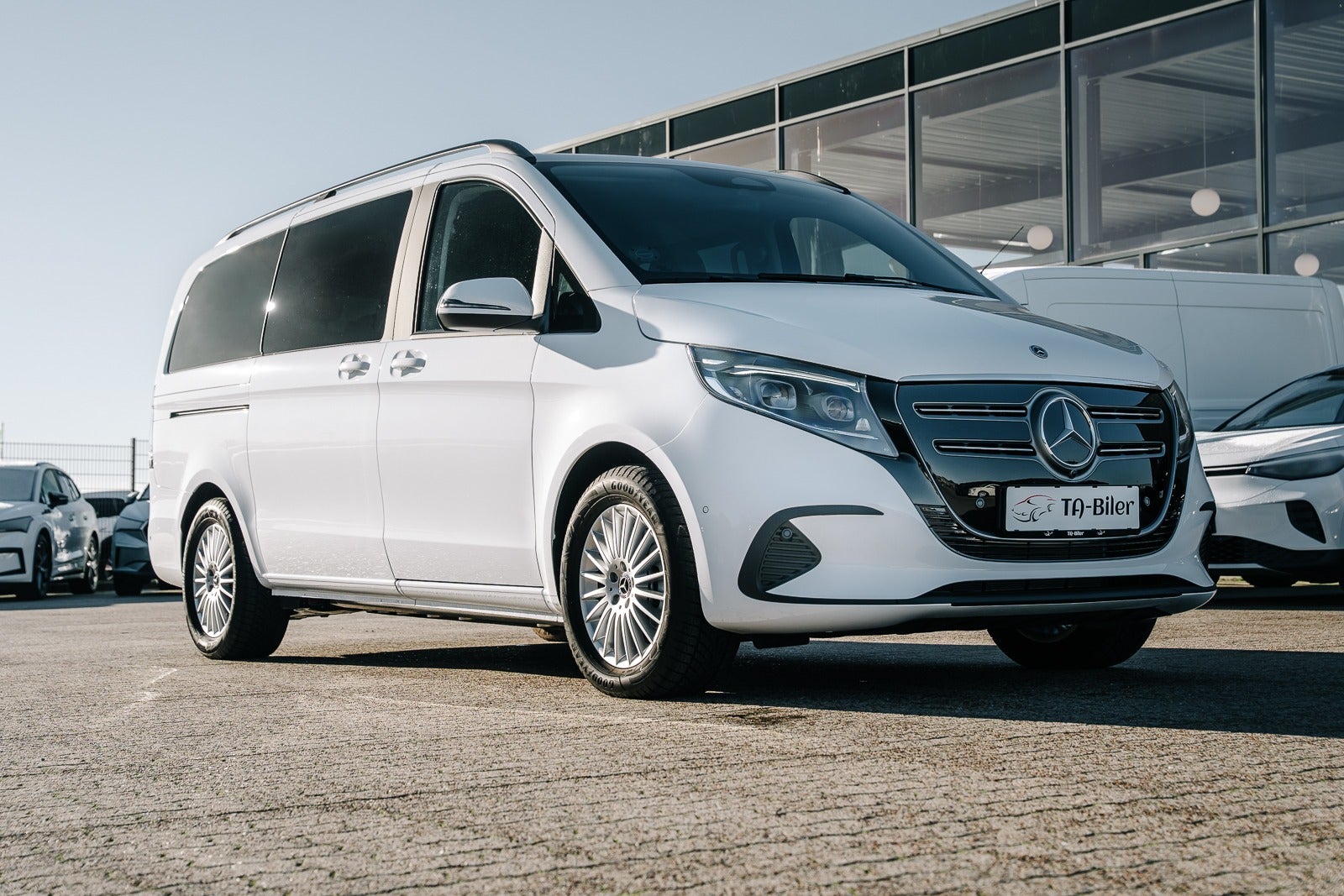 Mercedes EQV300 L