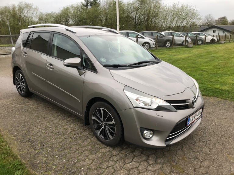 Toyota Verso D-4D T2 Vision 7prs