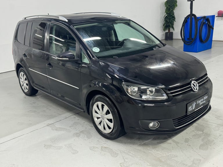 VW Touran TDi 105 Highline DSG BMT Van