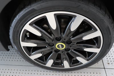 MINI Cooper SE Edition Premium Plus