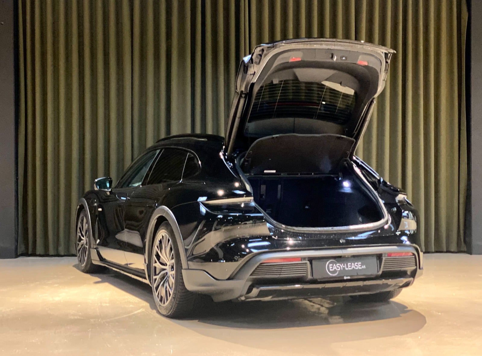 Billede af Porsche Taycan 4S  Performance+ Cross Turismo