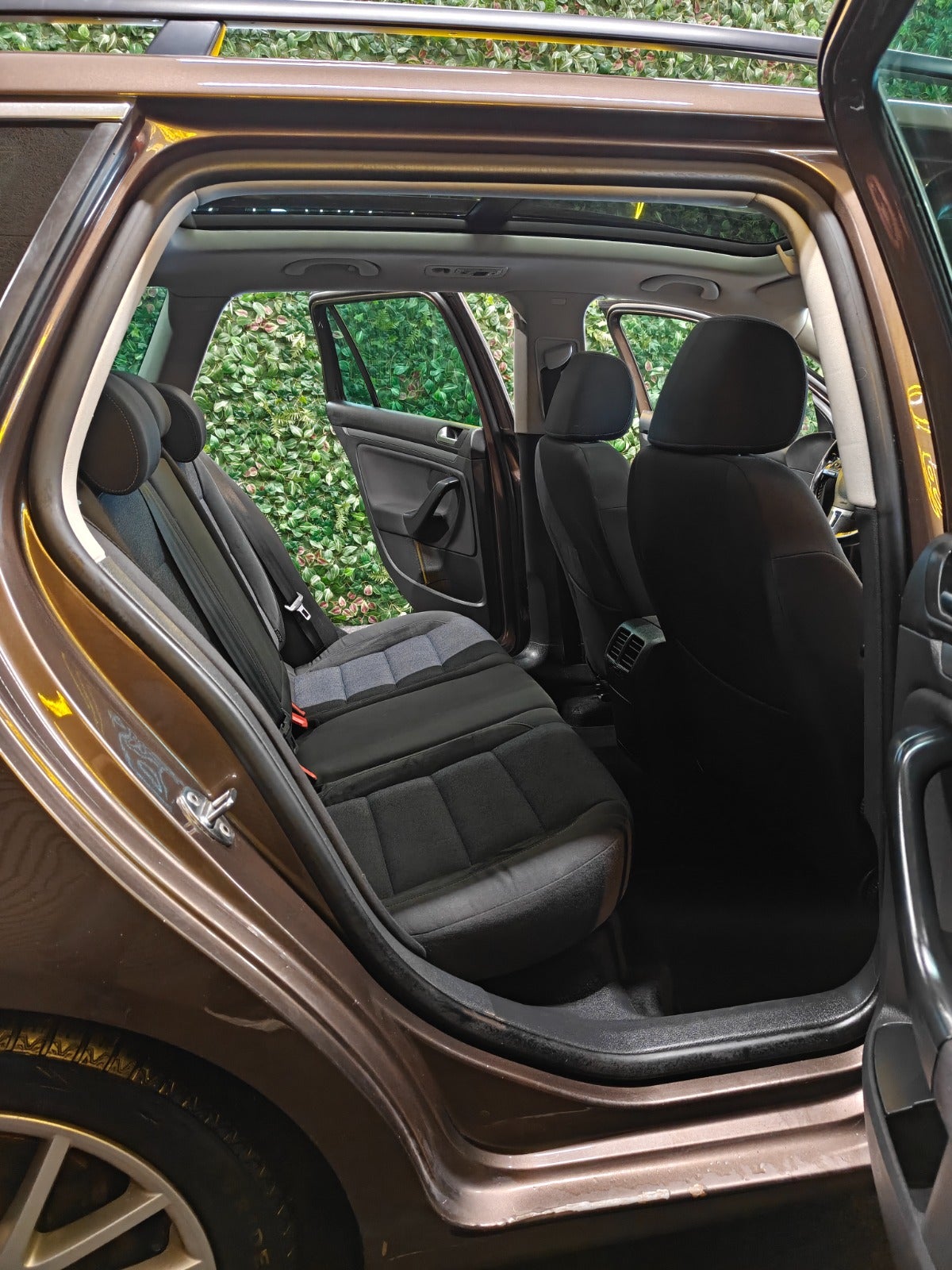 Billede af VW Golf VI 1,6 TDi 105 Style Variant DSG