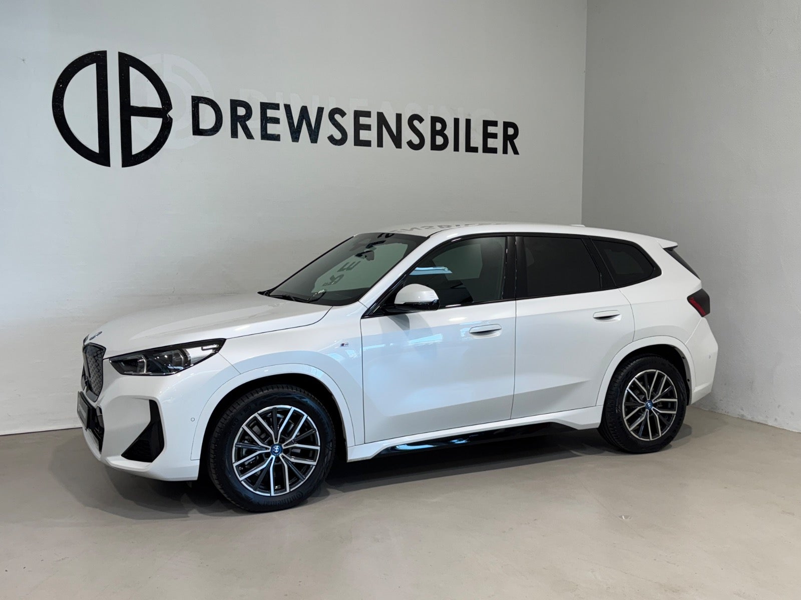 BMW iX1 xDrive30 Fully Charged M-Sport