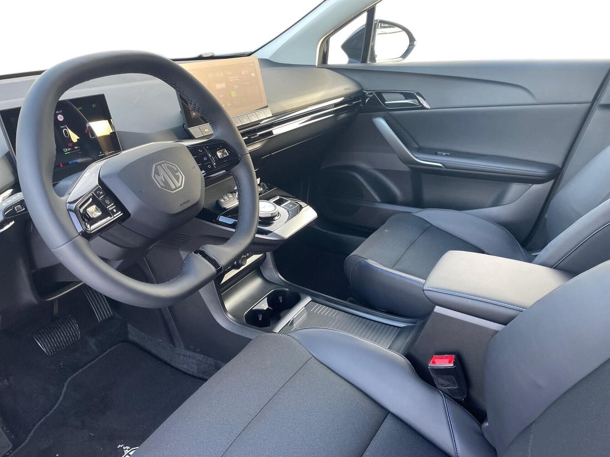 MG 4 Luxury billede 3