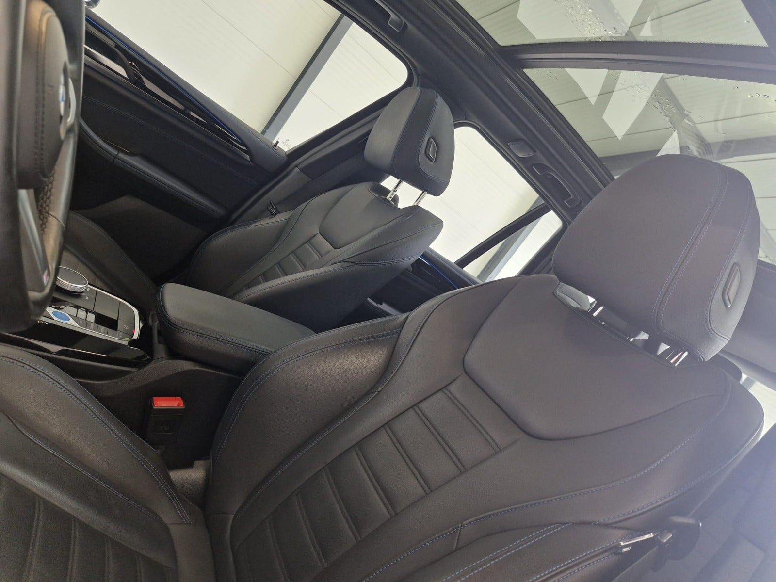 Billede af BMW iX3  Charged Plus M-Sport