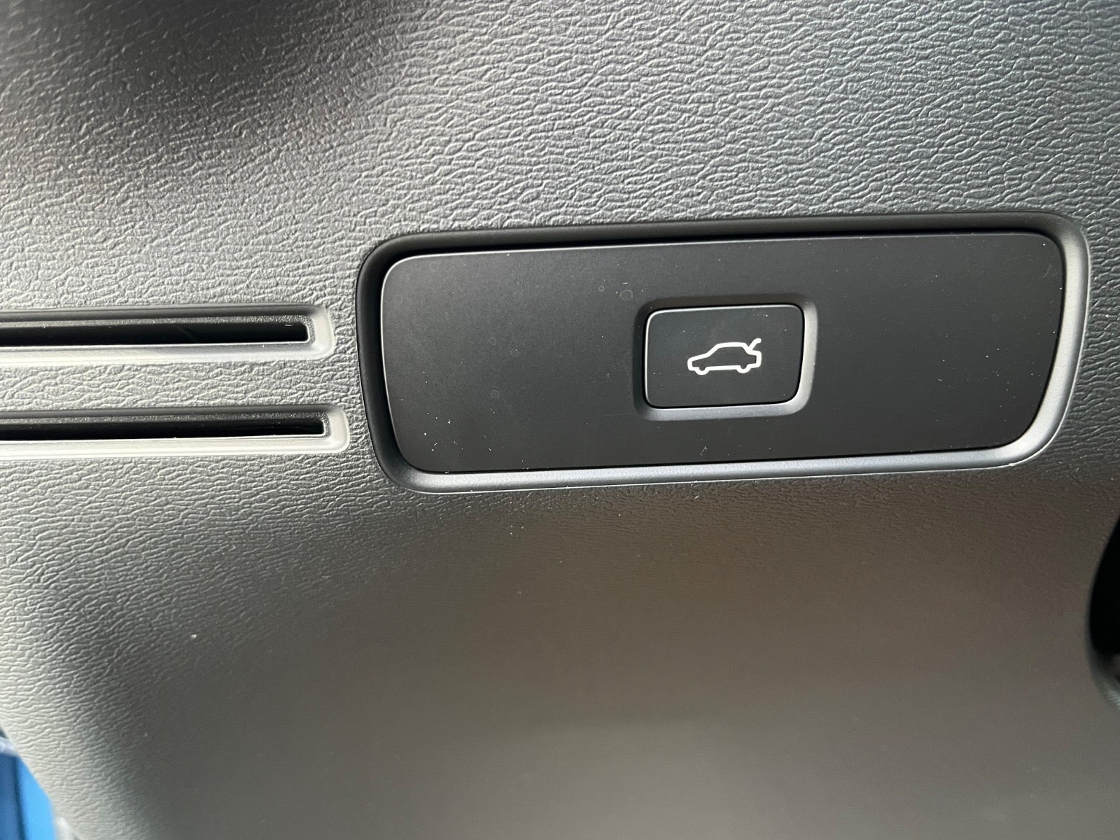 Billede af Volvo EX40  Twin Performance Plus