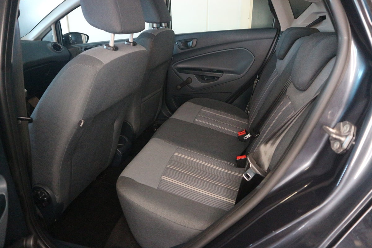 Ford Fiesta 82 Trend