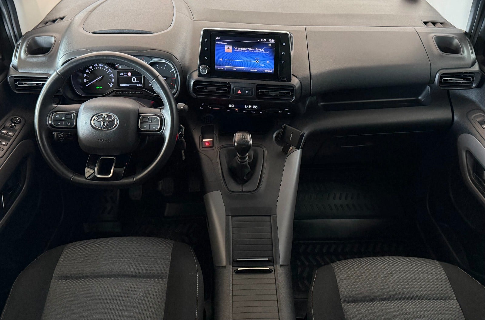 Billede af Toyota ProAce City Verso 1,2 T 110 Long Family Van