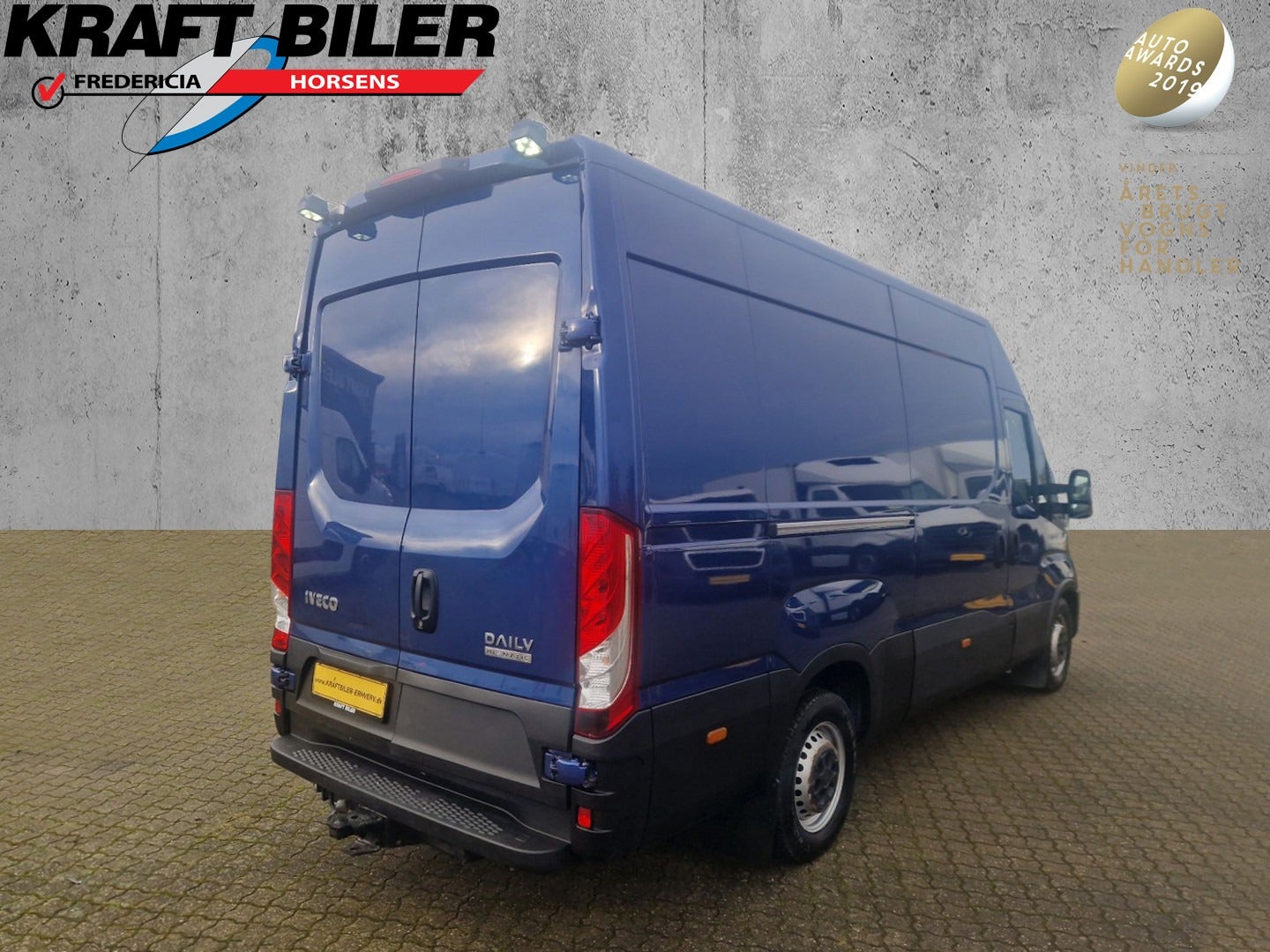 Billede af Iveco Daily 3,0 35S18 12m³ Van AG8