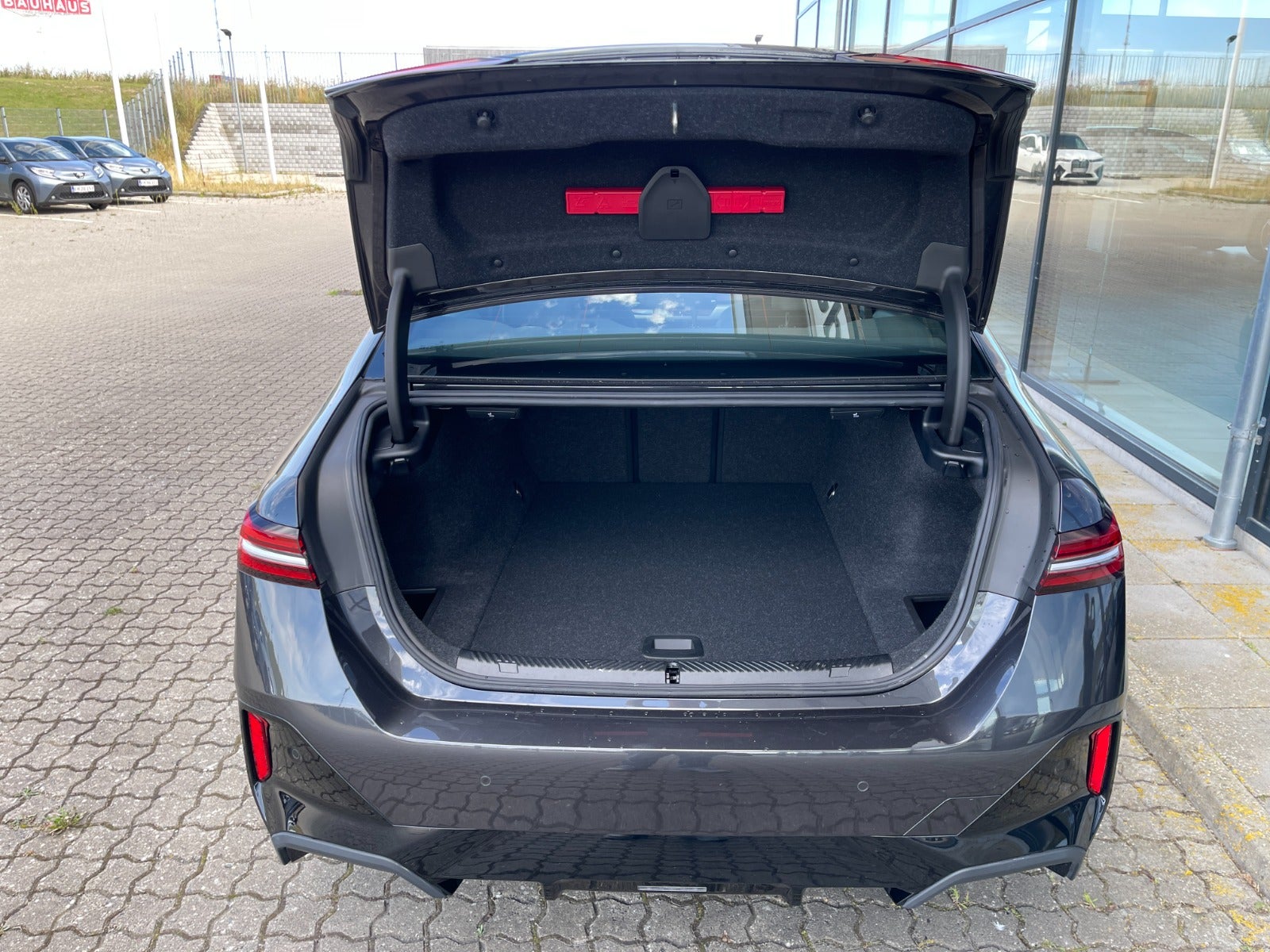 BMW i5 eDrive40 M-Sport 4d - 17