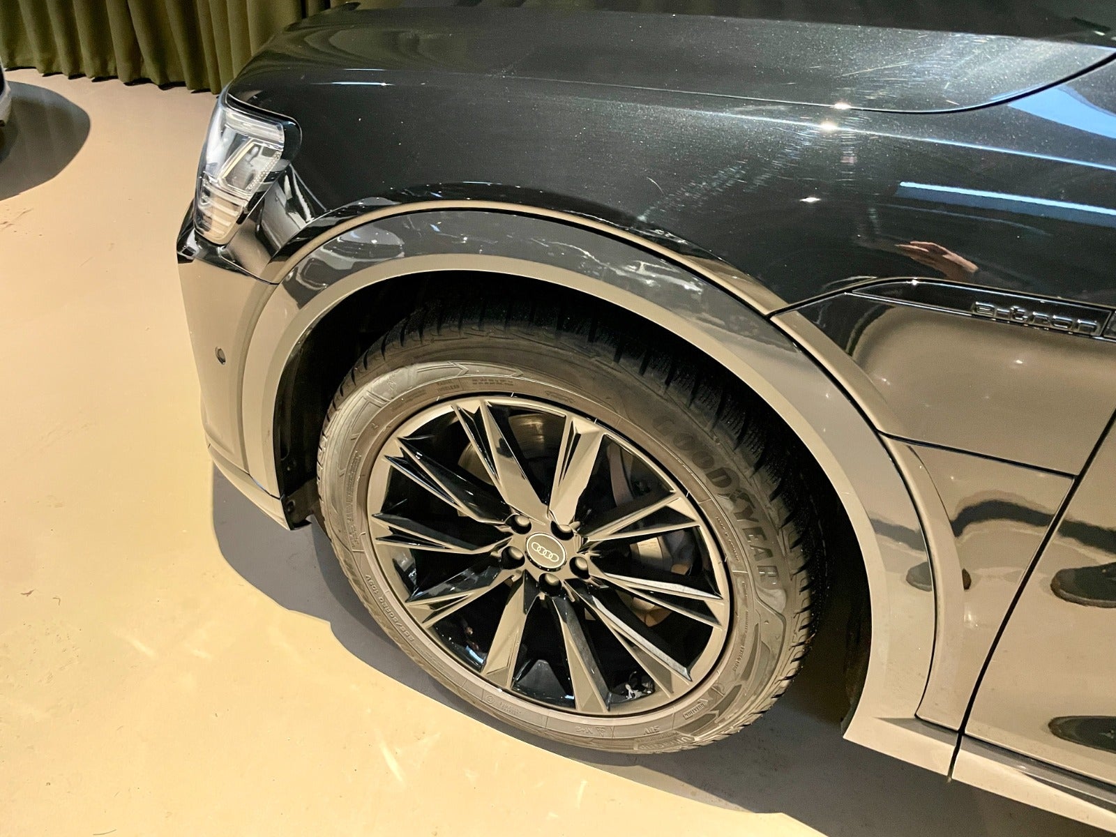 Billede af Audi Q8 e-tron 55 Prestige quattro