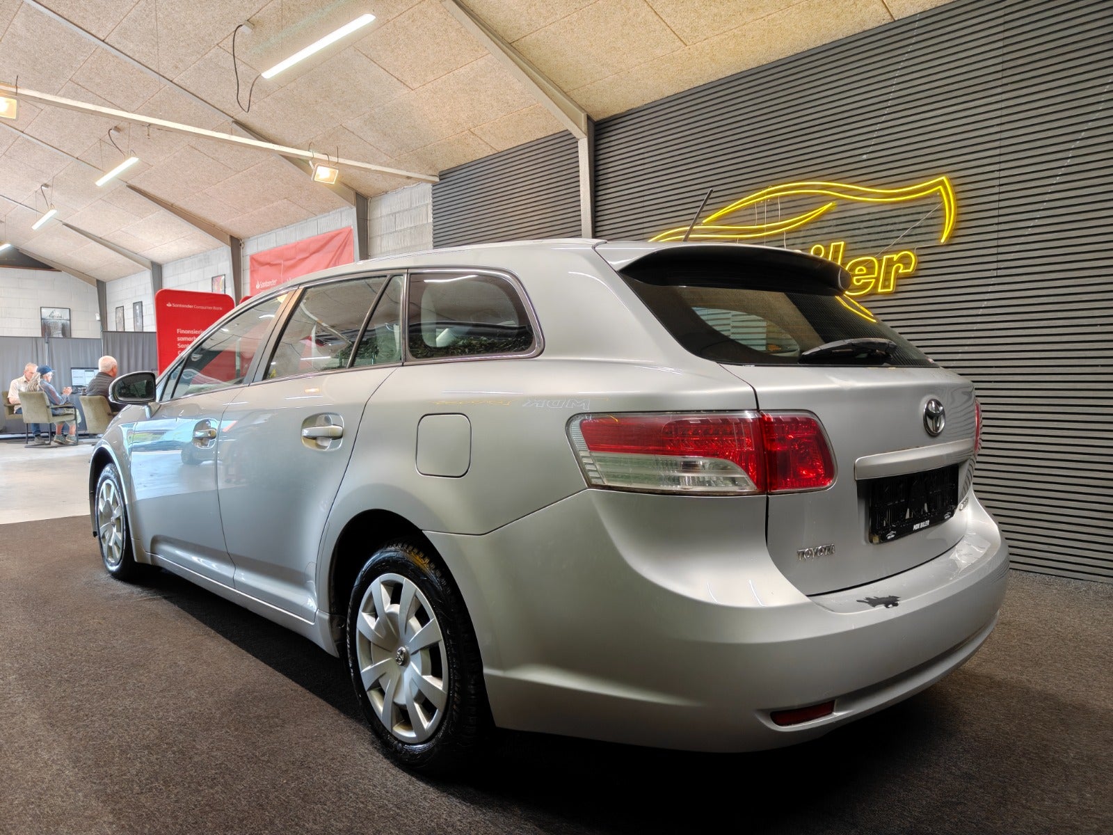 Billede af Toyota Avensis 1,6 VVT-i T1 stc.