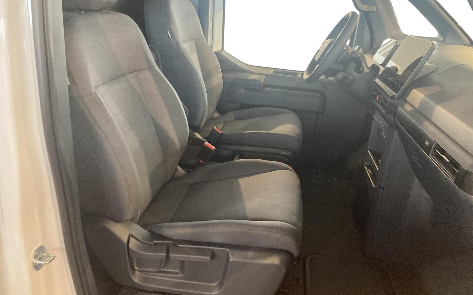 Kia PV5 Cargo L2H1 Long Range Work Pro