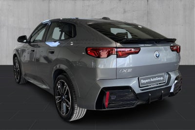 BMW iX2 eDrive20 M-Sport BMW iX2 eDrive20 M-Sport - 2