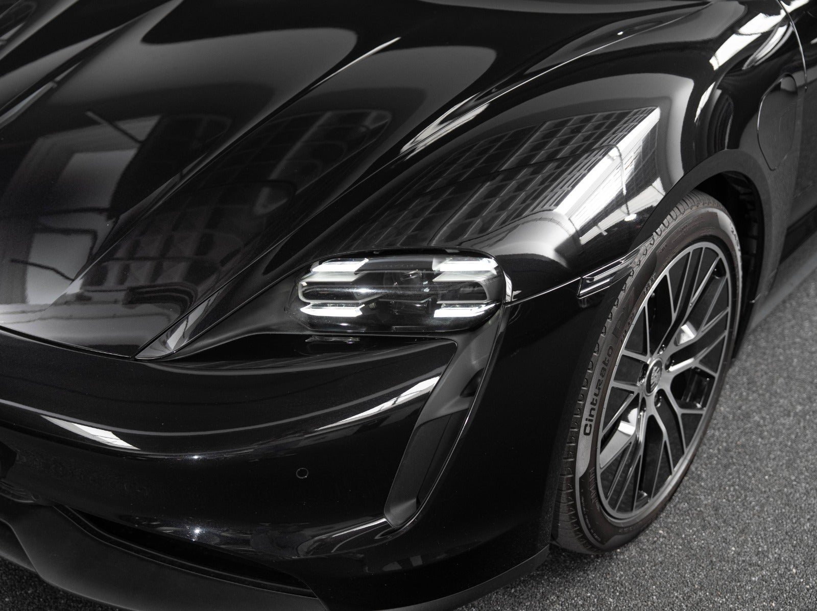 Gallery image 5 of 17