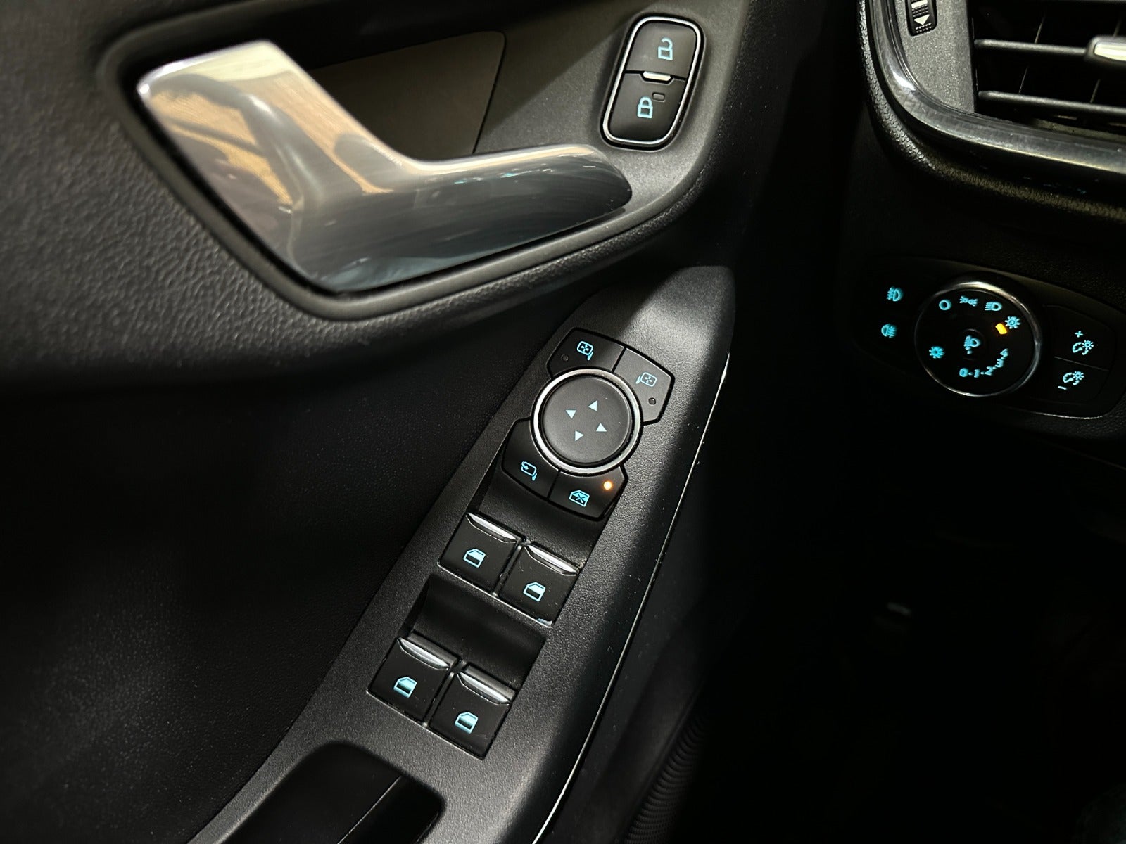 Billede af Ford Fiesta 1,0 EcoBoost mHEV ST-Line X