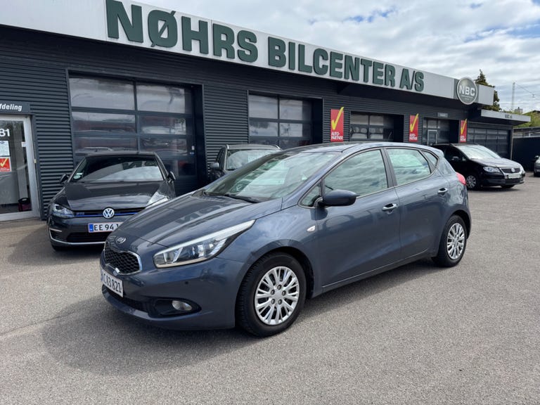 Kia Ceed CVVT Limited