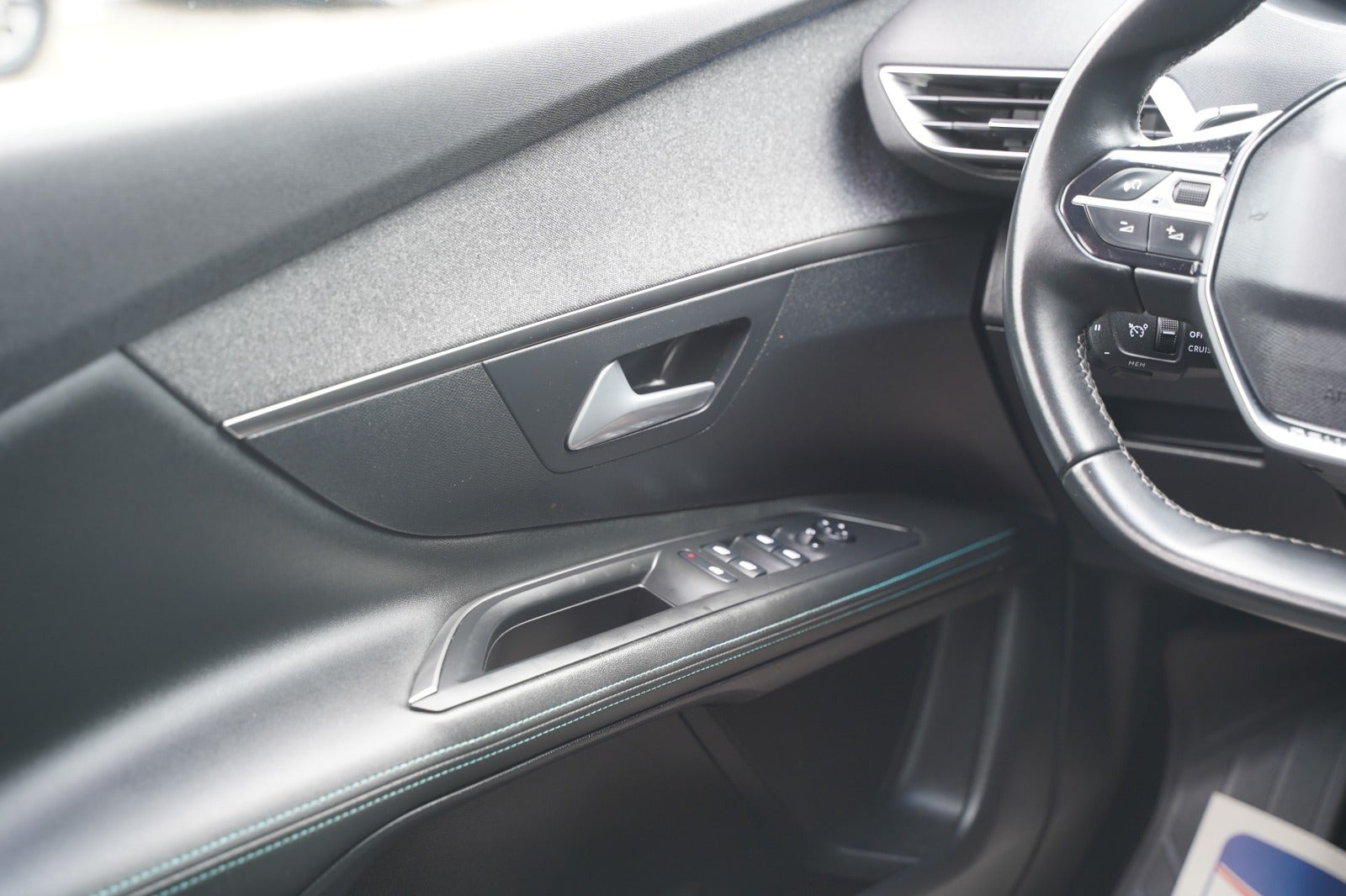 Billede af Peugeot 3008 1,6 Hybrid Allure Pack EAT8