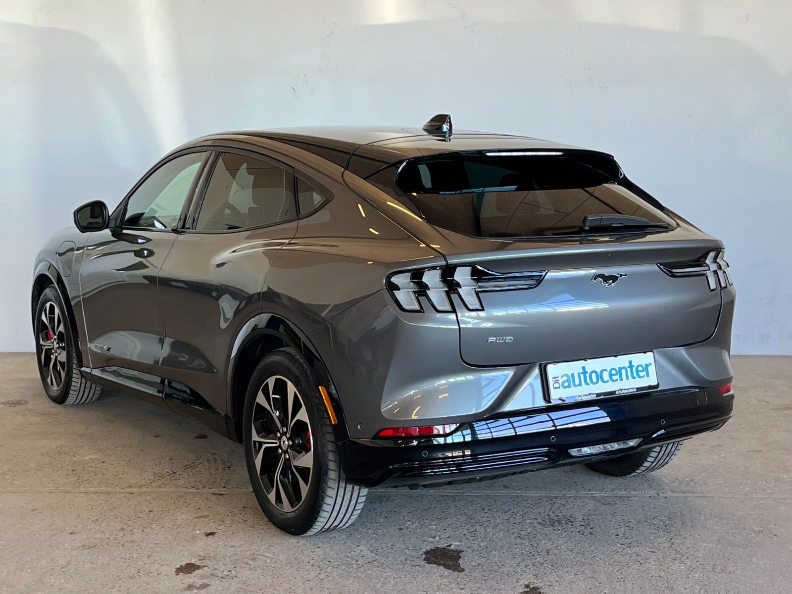 Ford Mustang Mach-E Extended Range AWD