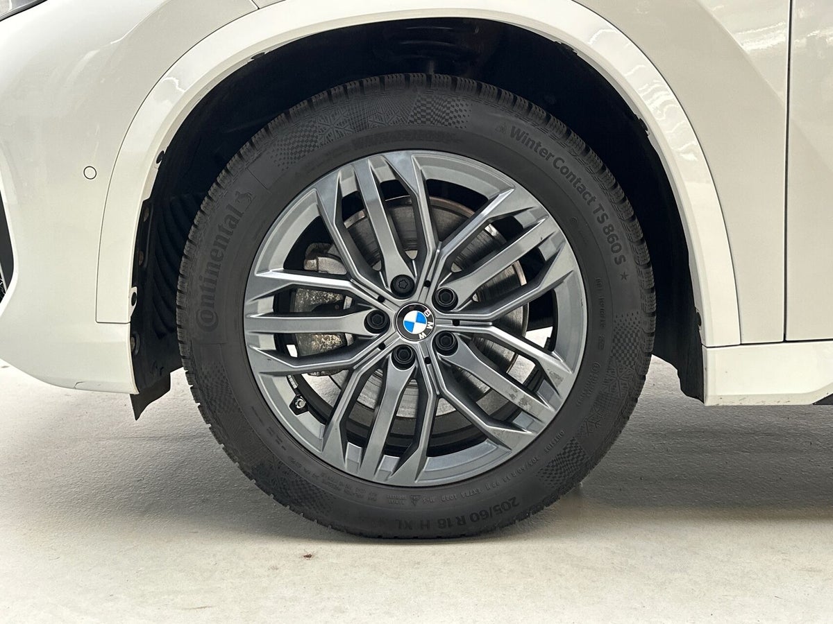 BMW iX1 xDrive30 M-Sport billede 8