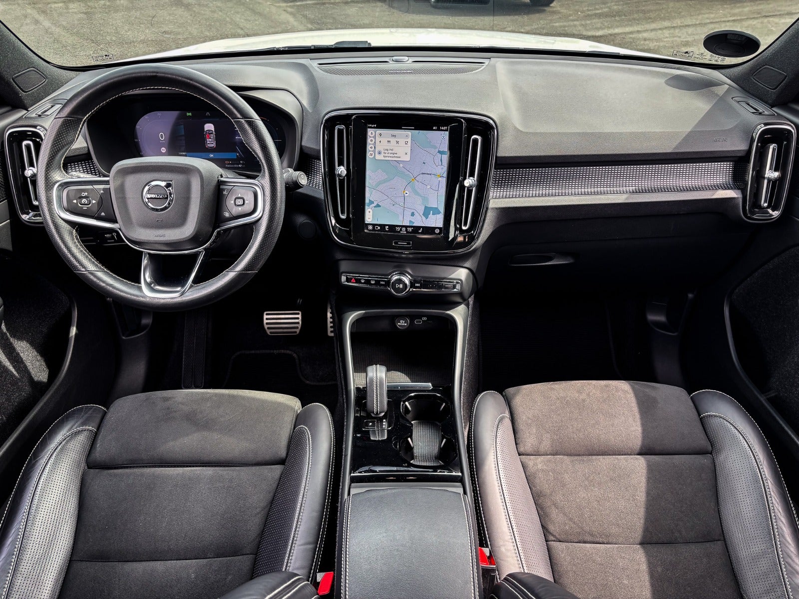 Billede af Volvo XC40  P8 ReCharge Twin R-Design