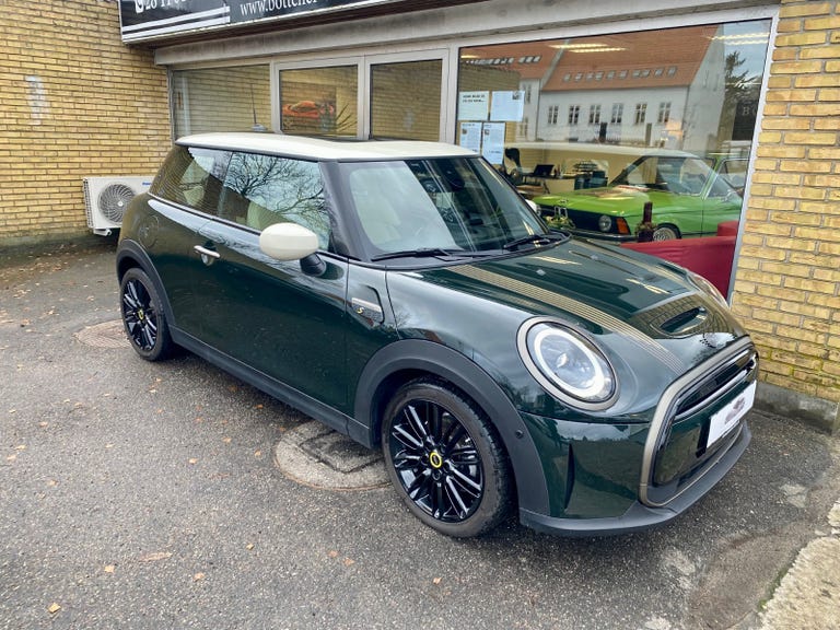 MINI Cooper SE Resolute Edition