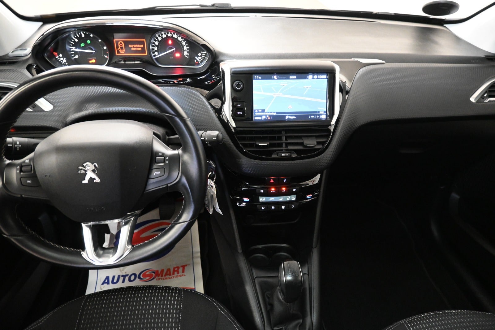 Peugeot 208 PureTech 82 Exclusive+