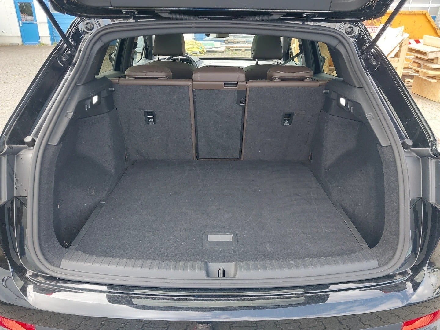 Audi Q4 e-tron Advanced