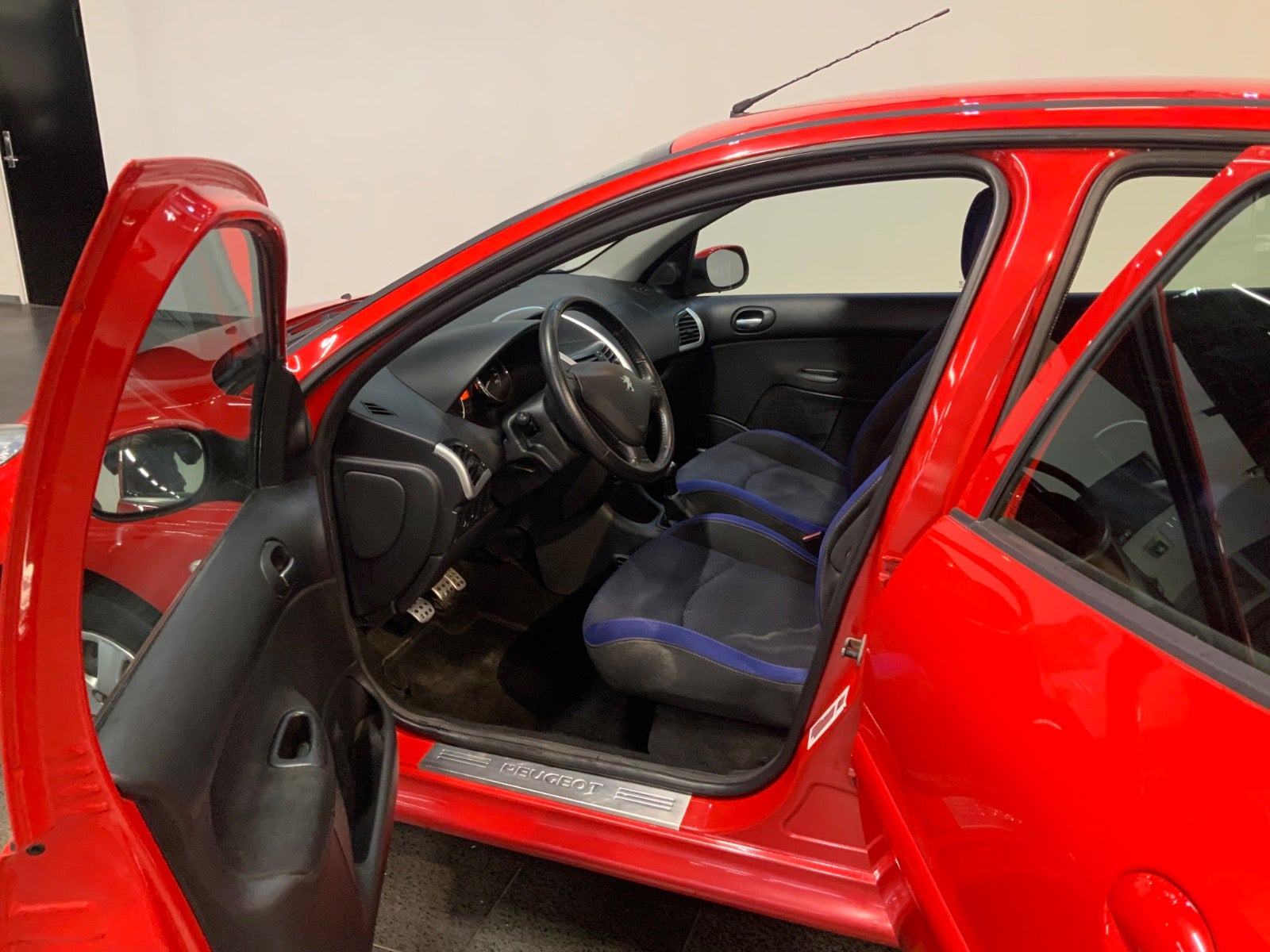 Peugeot 206+ (7/8)