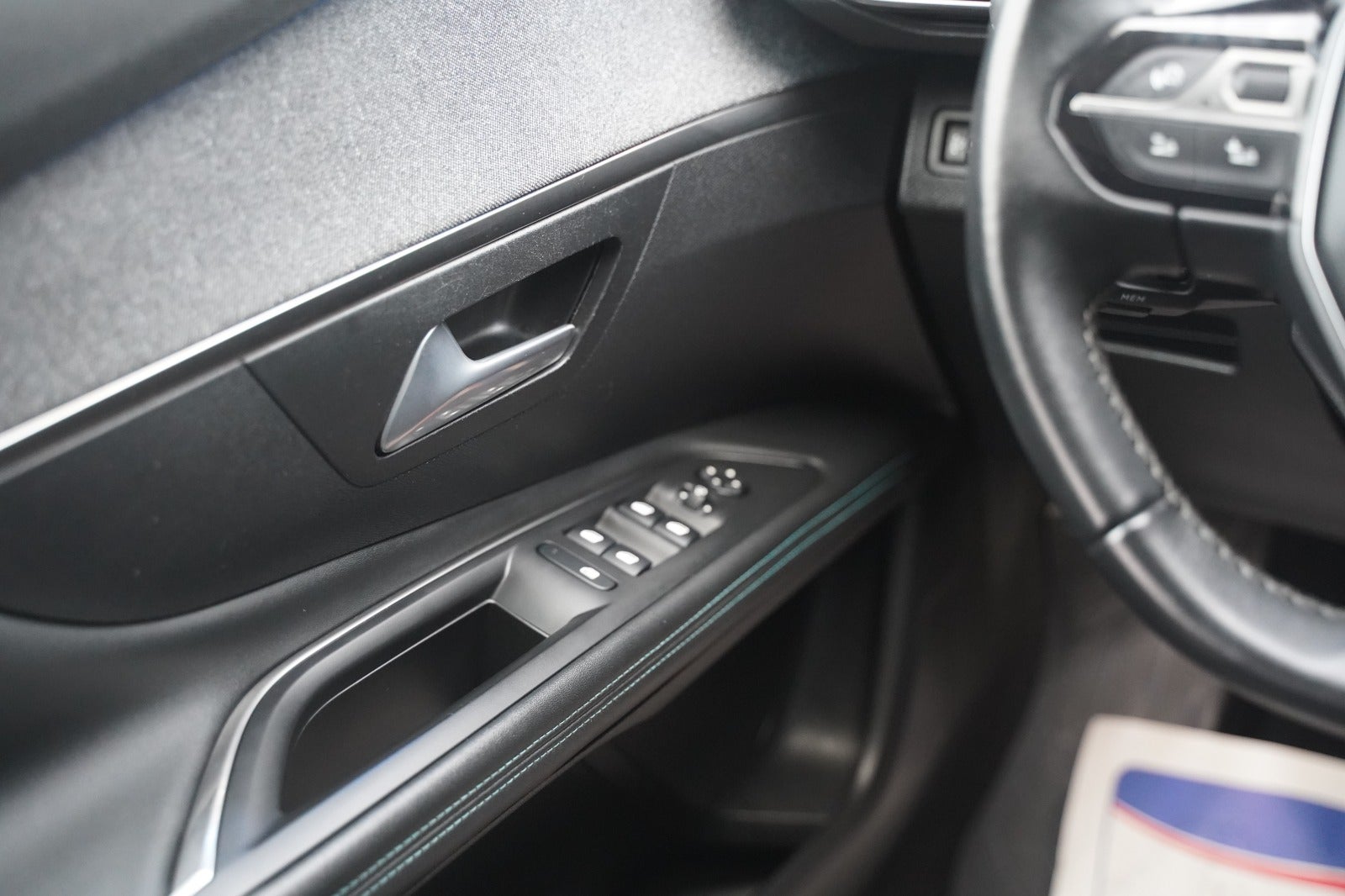 Billede af Peugeot 3008 1,6 Hybrid Allure Pack EAT8