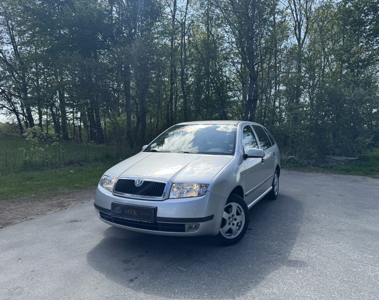 Skoda Fabia 16V 75 Ambiente Combi