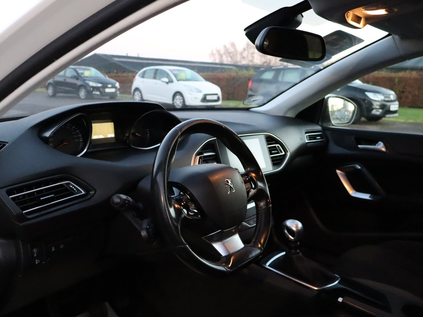 Billede af Peugeot 308 1,6 BlueHDi 120 Allure SE SW