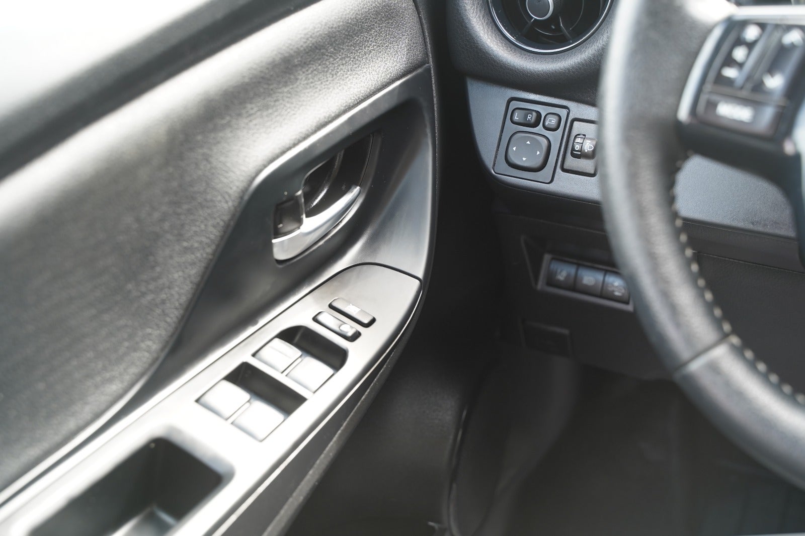 Billede af Toyota Yaris 1,5 Hybrid H3 Limited Smart e-CVT