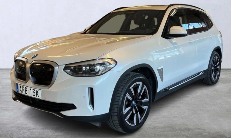 BMW iX3 Charged