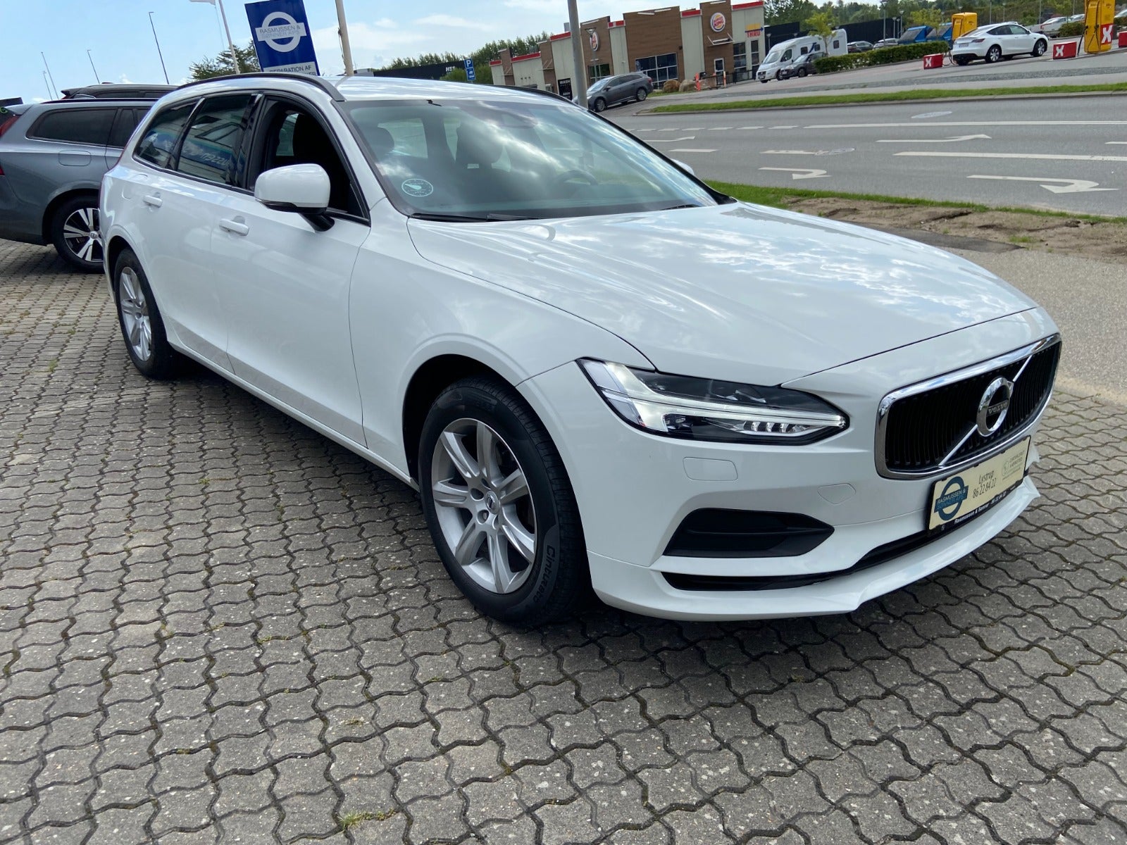 Billede af Volvo V90 2,0 D3 150 Kinetic aut.