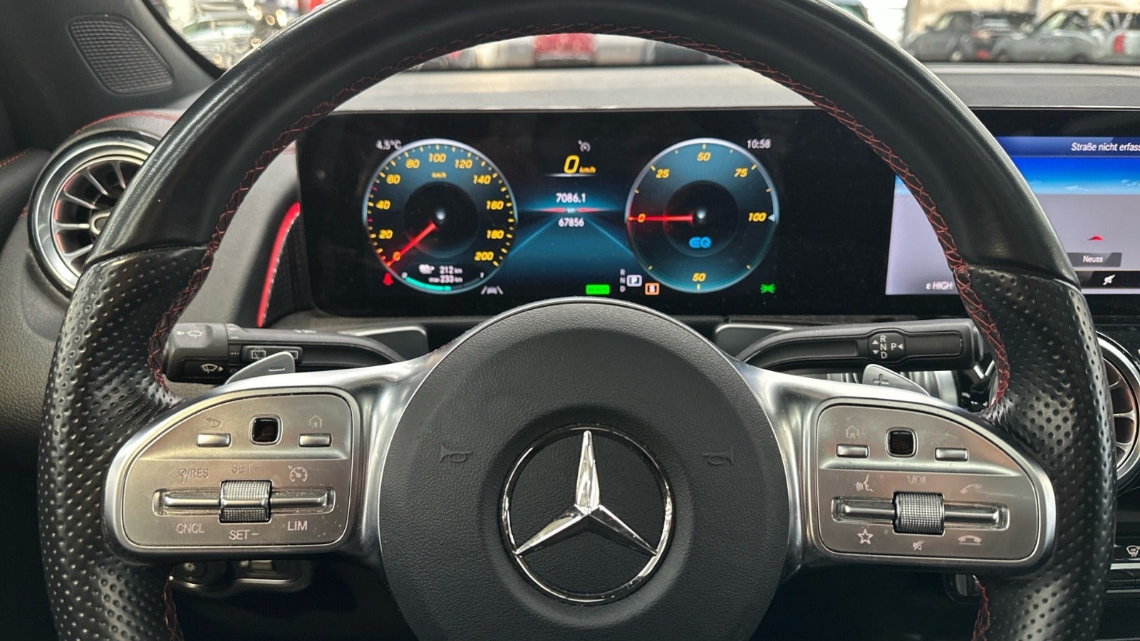 Mercedes EQB300 AMG Line 4Matic