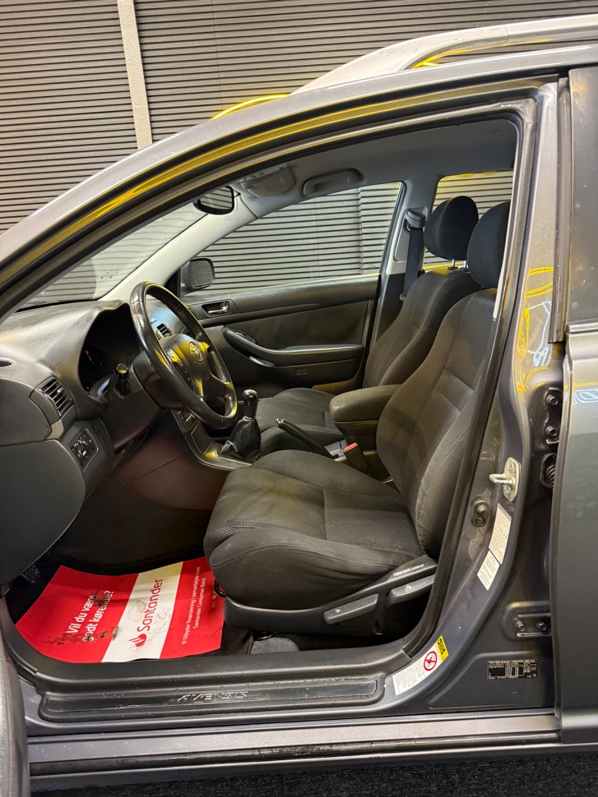 Billede af Toyota Avensis 1,8 VVT-i Sol stc.