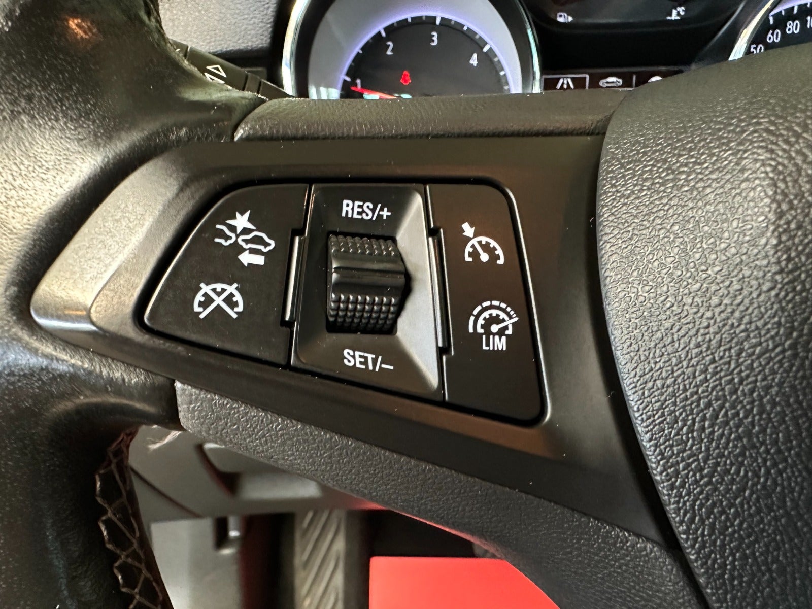 Opel Astra D 122 Elegance Sports Tourer aut.